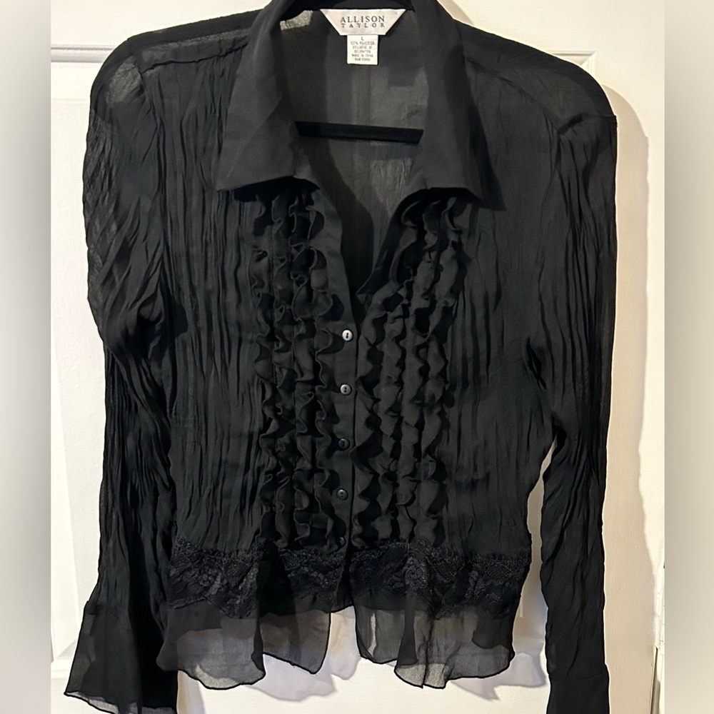 Lg Black lace & ruffled button up gothic shirt